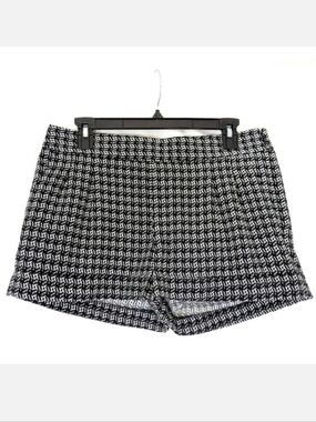 Express Black & White Geometric Print Pleated Shorts - Size 4 Womens